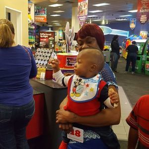 Meet your Posher, Kenisha